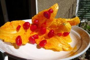 凉瓜变红可以吃吗,安全可食用？揭秘凉瓜变色背后的真相